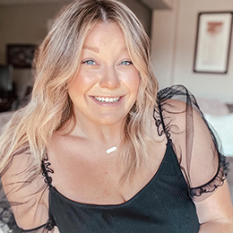 Headshot of Samantha Brown